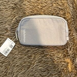 Lululemon fanny pack